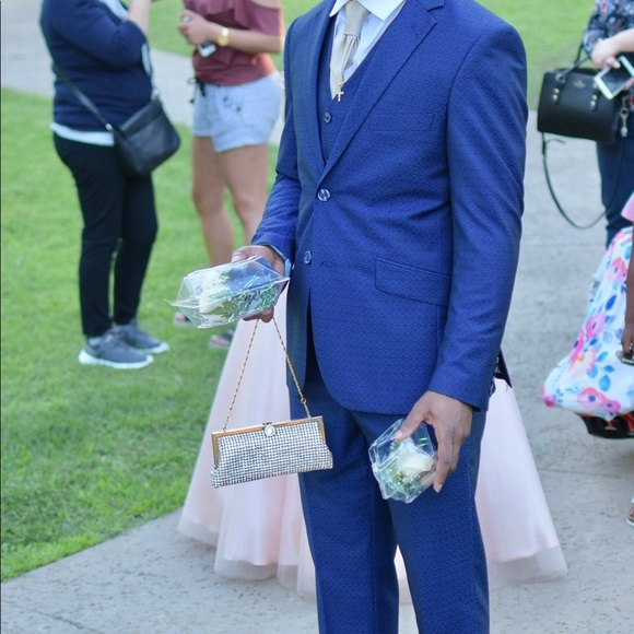 Berragamo men suit - Picture 2 of 8